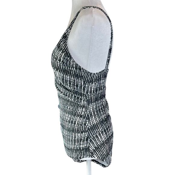 Speedo Fashion Tank One Piece Swimsuit Side Shirred Black White Size 12 - Picture 4 of 9